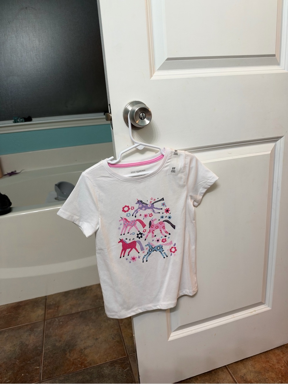Epic Threads Short-Sleeve Unicorn Graphic T-Shirt